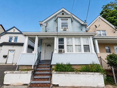 90 Manchester Ave