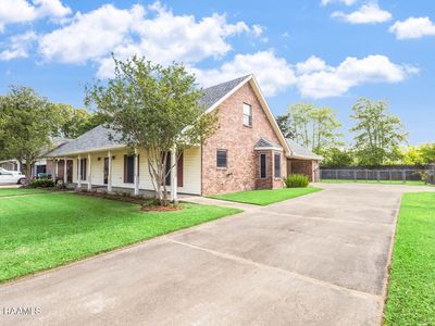 2315 Starling Dr