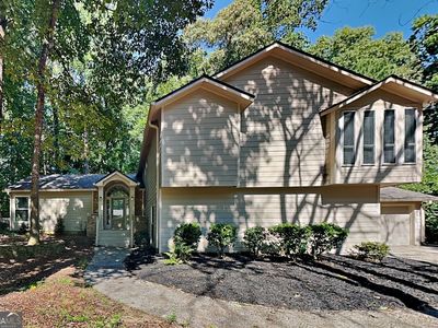 2293 Chimney Springs Dr