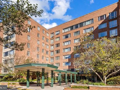 4301 Massachusetts Ave NW APT 4005