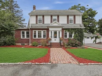 66 Damon Rd
