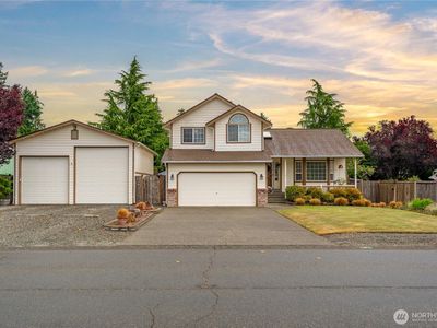 11305 216th Avenue Ct E