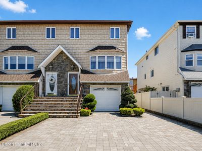 25 Furness Pl