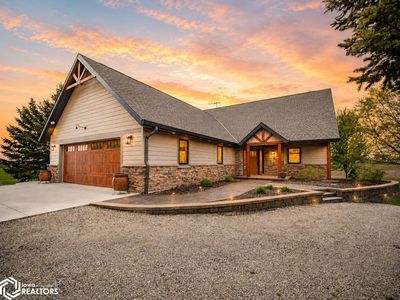 105 Maple Ct