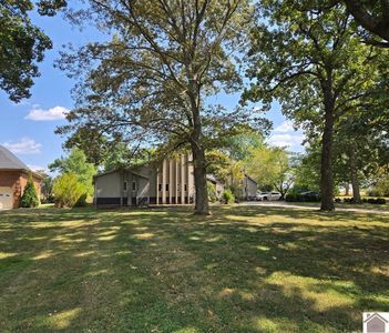 636 Oaks Country Club Rd
