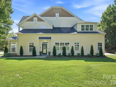 411 Halyard Ln