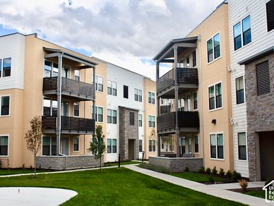 8355 S Sky Mirror Ln #101