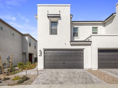 5024 E CAMPO BELLO Drive