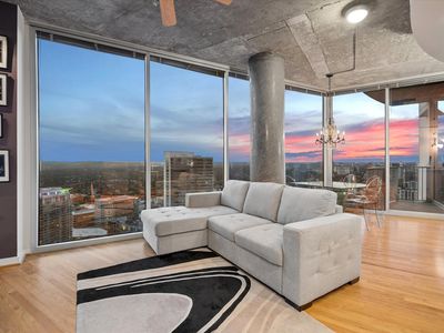 360 Nueces St APT 3910