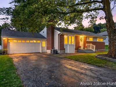1938 Moerland Ct NW