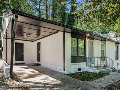 836 Bolton Rd NW