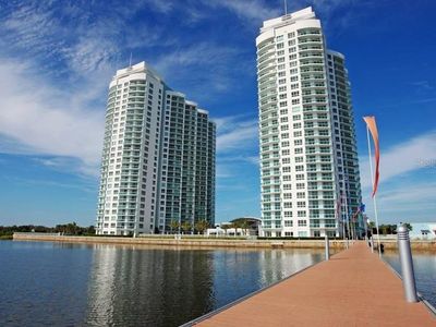 231 Riverside Dr #15041