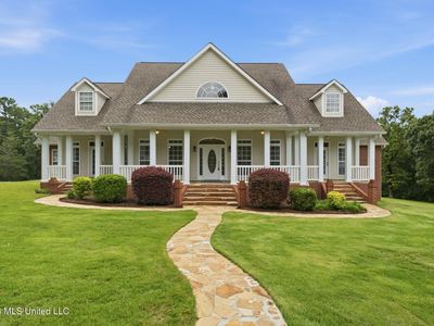 60 Grand Blvd