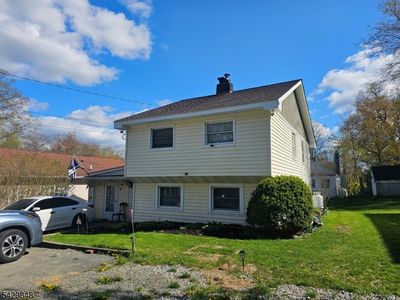 Property at 13 Ardena Rd, Hewitt, NJ