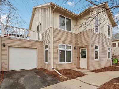 5328 Lake Park Boulevard