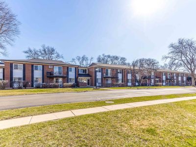 2407 E Brandenberry Ct APT 2K