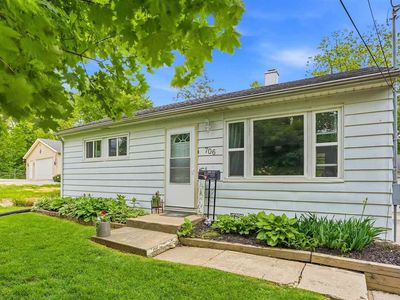 Property at 706 Giblin Dr, Iowa City, IA