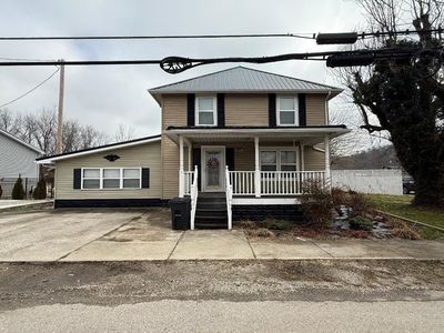 537 Laurel St