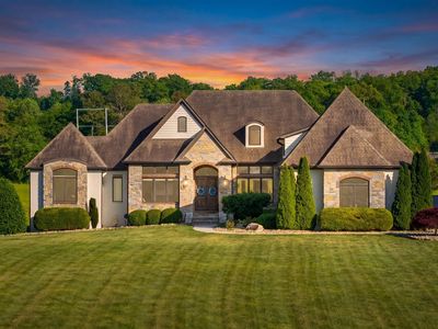 6824 Hickory Creek Rd