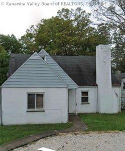 813 Churchill Dr