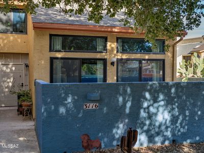 3116 E Camino Doble