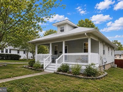 103 S Cedar Ave