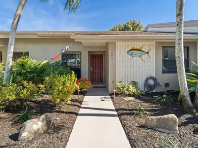 3090 S Oakland Forest Dr #1904