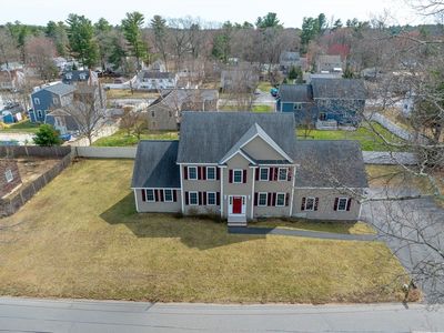 28 Woodlawn Ave