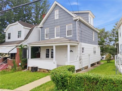 2412 Grandview Ave