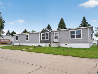 800 N Scotland Pl