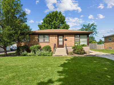 242 N Greenview Ave