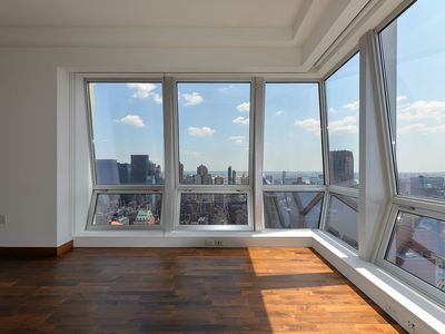 400 5th Ave APT 45A