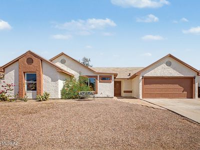 3262 W Avenida Manana