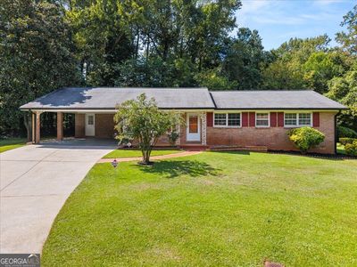 3961 Camelot Ct