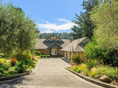 50 Summit Avenue