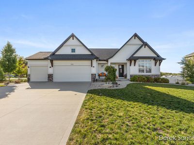 3221 Rocaway Dr