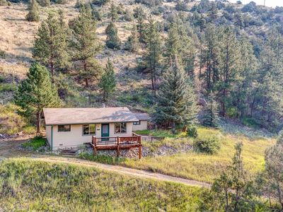 1142 Streamside Dr