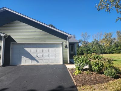 30 S Walnut Dr