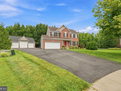 25 Gina Marie Ln