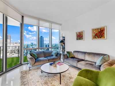 851 NE 1st Ave #1408