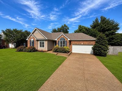 2862 Iroquois Dr