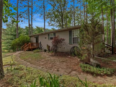 8242 Spruce Dr