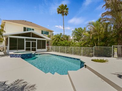 3189 SW Solitaire Palm Drive