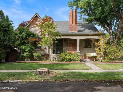 11 Bret Harte Ave