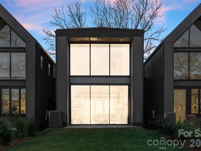421 Marsh Rd #102