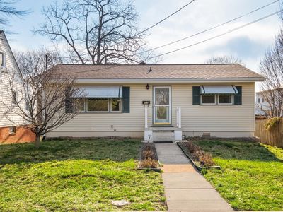 428 Lee Ave