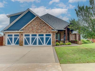 2013 Providence Dr