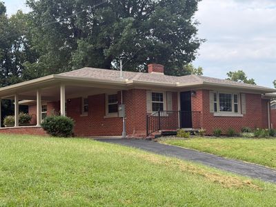 122 Meadowlark Dr