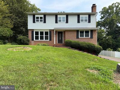 5062 Macnamara Dr