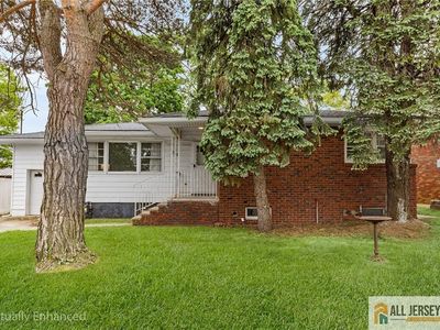 Property at 713 Lincoln Dr, Perth Amboy, NJ